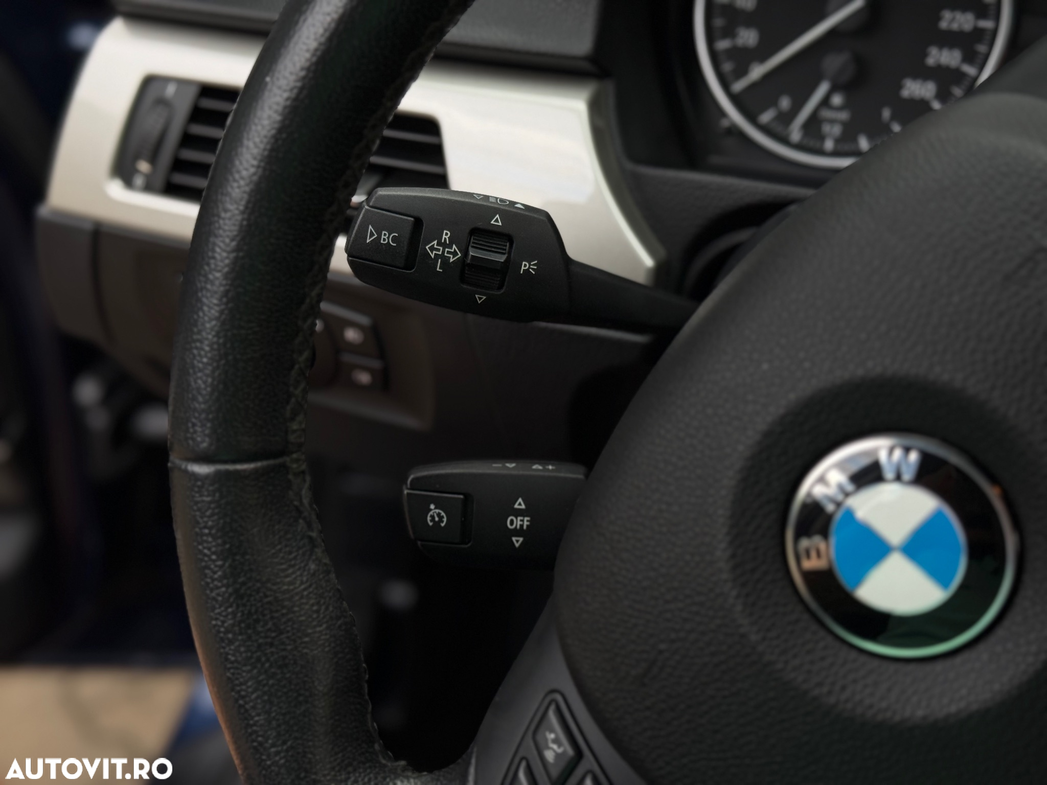 BMW Seria 3 320d Touring xDrive Aut. - 22