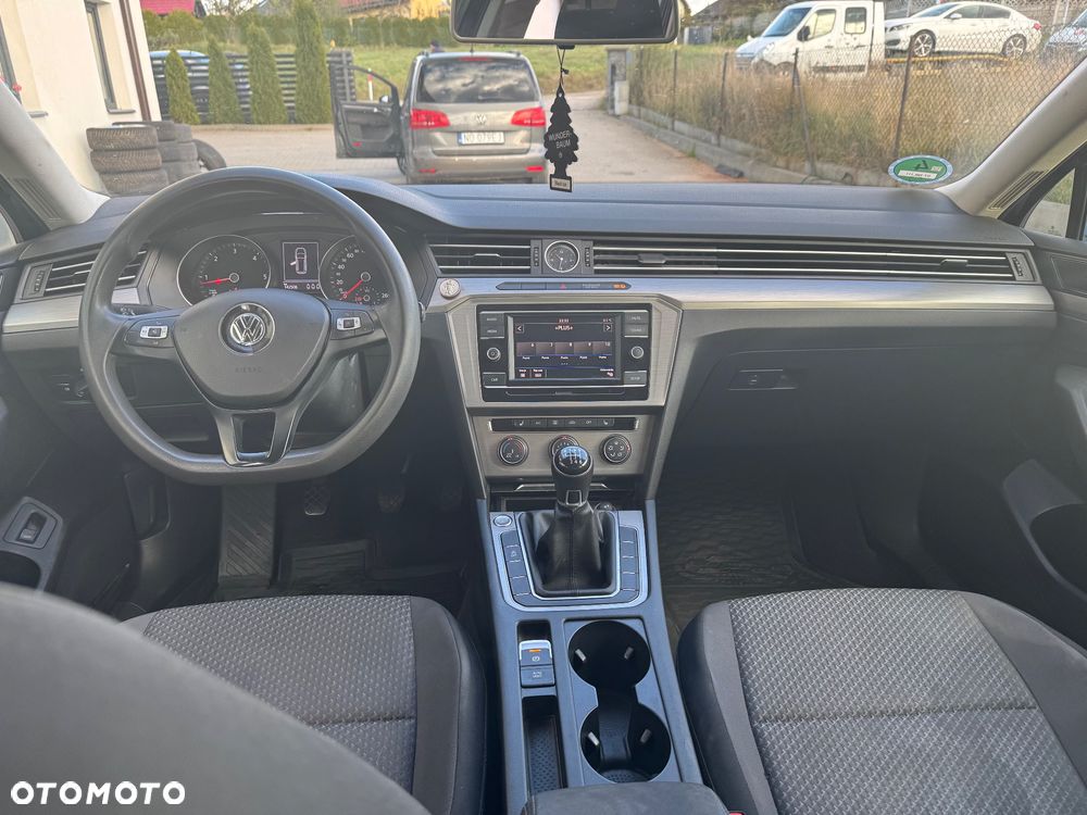 Volkswagen Passat - 7