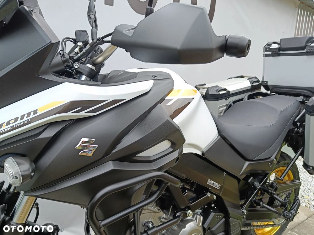 Suzuki DL - 9
