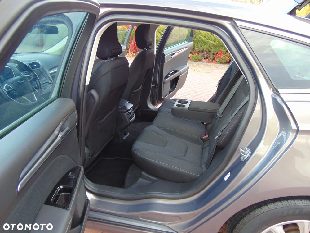 Ford Mondeo - 21