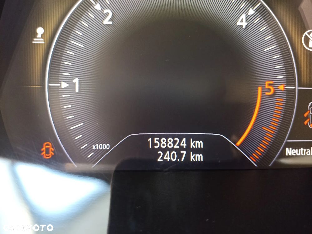 Renault Megane ENERGY dCi 130 GT LINE - 28