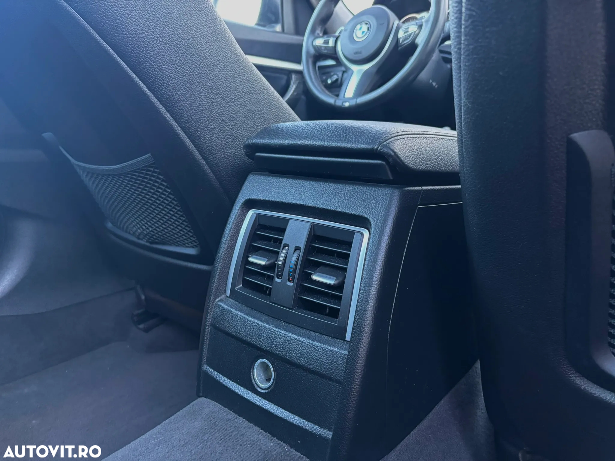BMW Seria 3 320d GT Aut. Luxury Line - 30