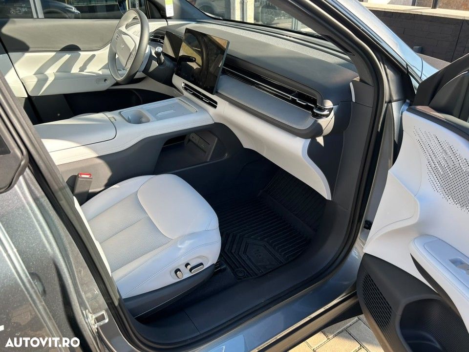 Xpeng G6 - 19