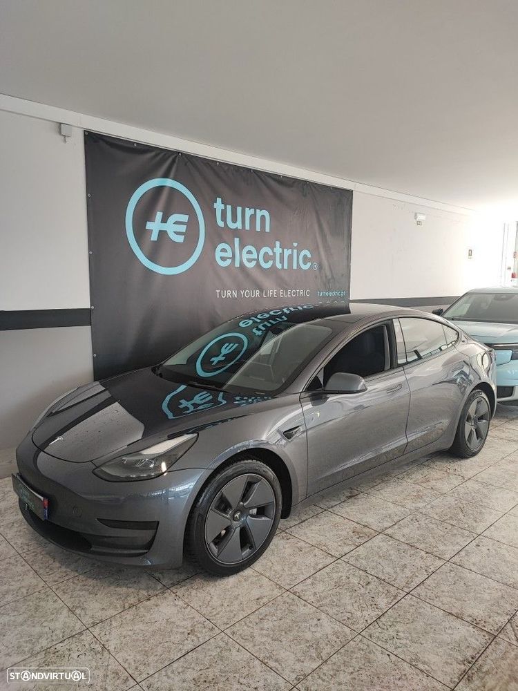 Tesla Model 3 Standard Range Plus RWD - 2