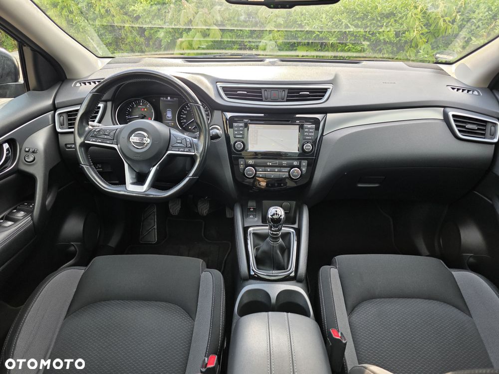 Nissan Qashqai 1.3 DIG-T Tekna EU6d - 26