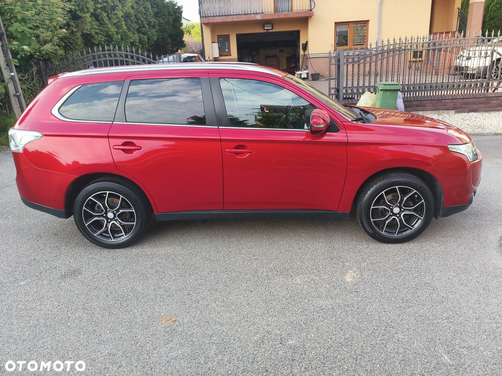 Mitsubishi Outlander 2.0 2WD CVT Diamant Edition - 24