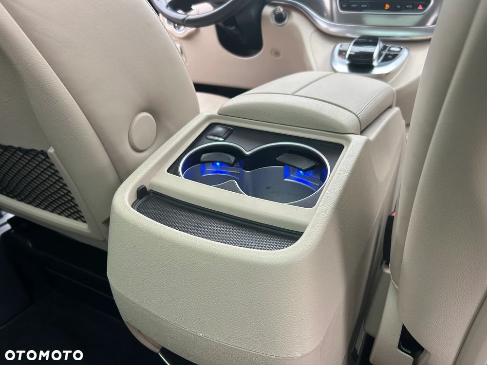 Mercedes-Benz Klasa V 250 d Exclusive 7G-Tronic - 22