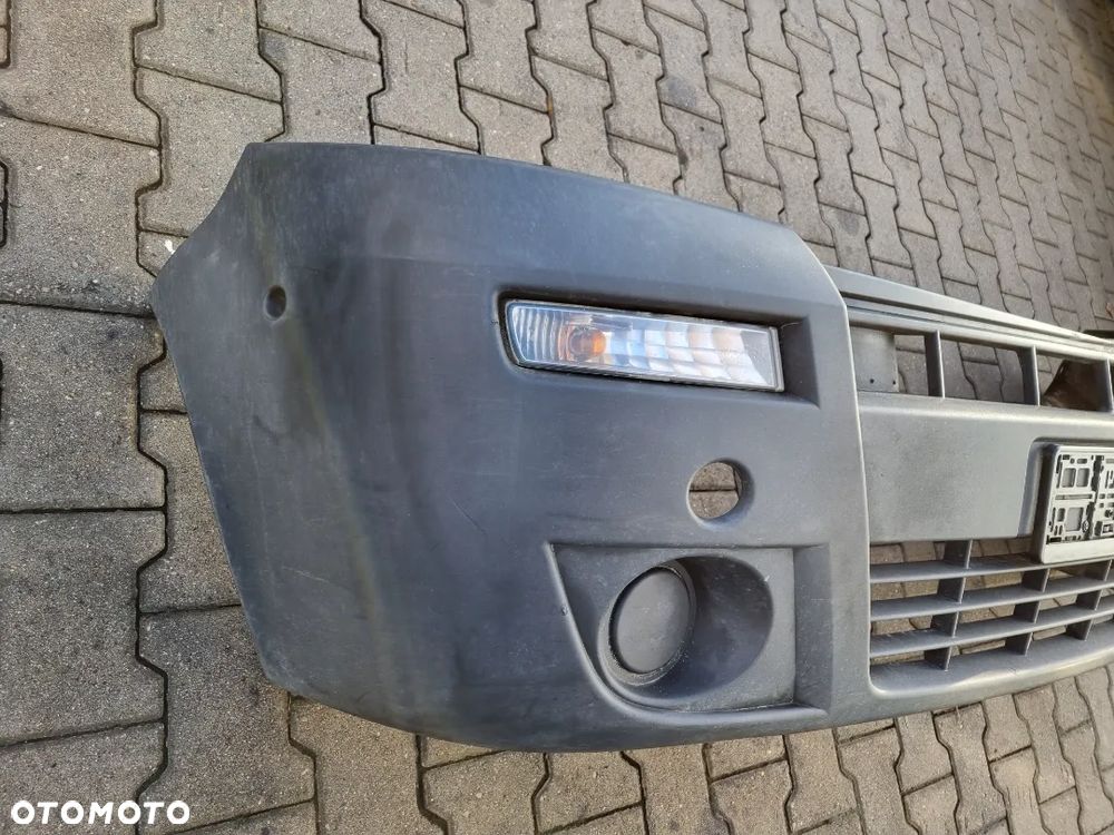 ZDERZAK PRZEDNI MASTER MOVANO 04-10r. - 2