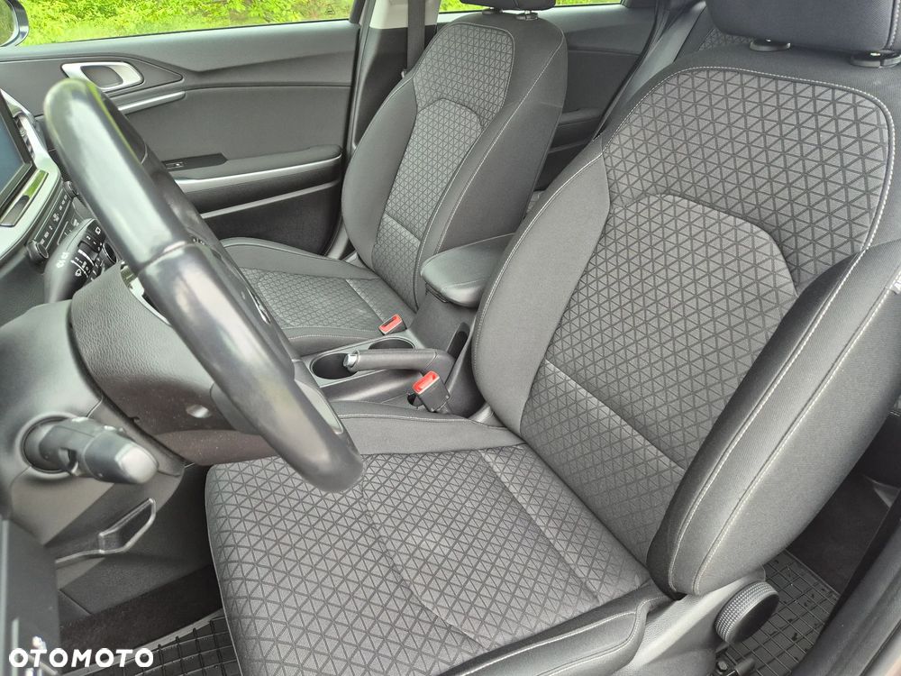 Kia Ceed 1.4 T-GDI M - 16