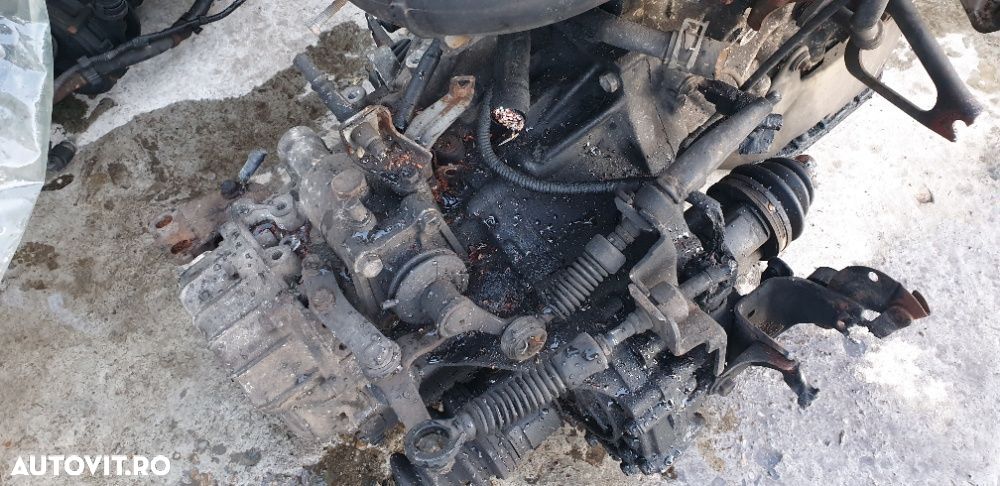 Motor Toyota Yaris 1.4 D4D 2003 - 3