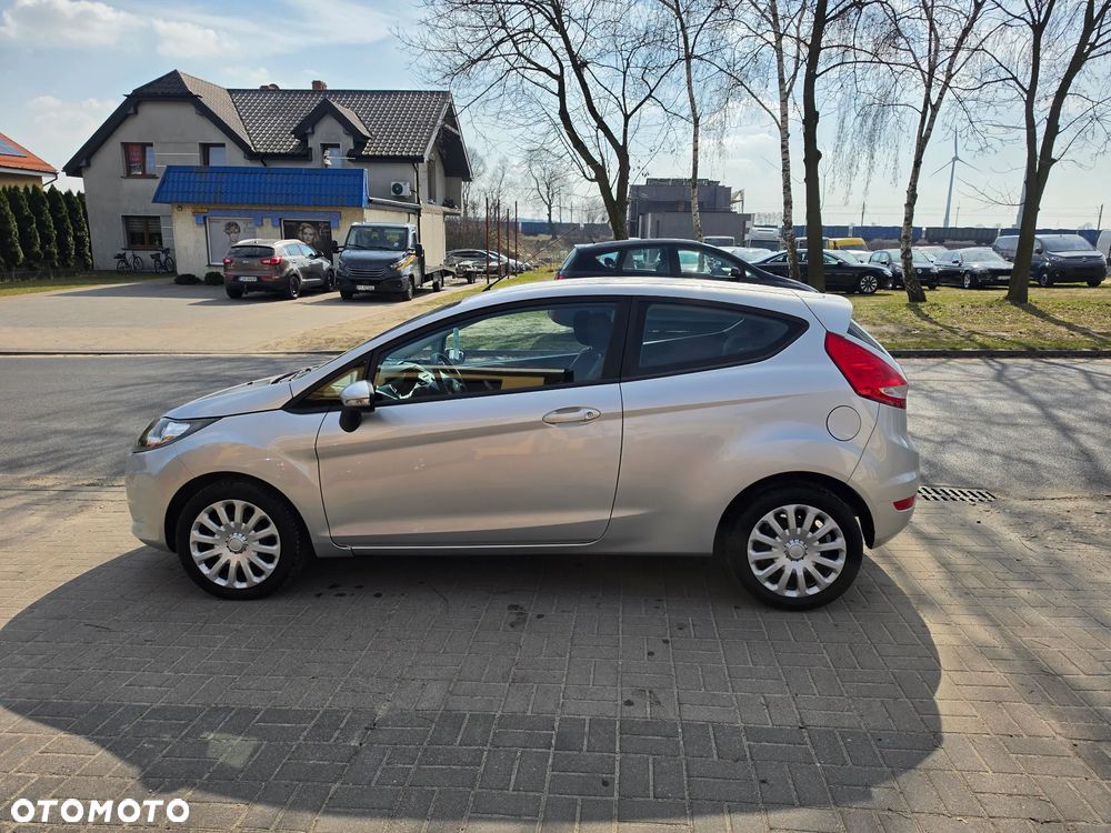 Ford Fiesta - 10