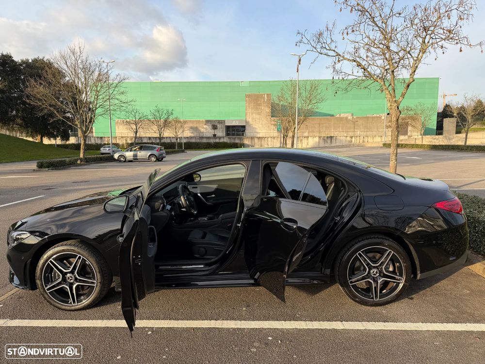 Mercedes-Benz CLA 250 e 8G-DCT AMG Line - 13