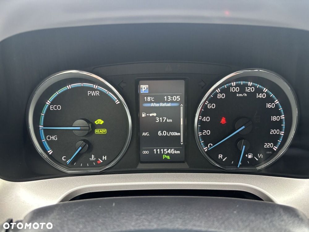 Toyota RAV4 Hybrid Premium 4x2 - 8