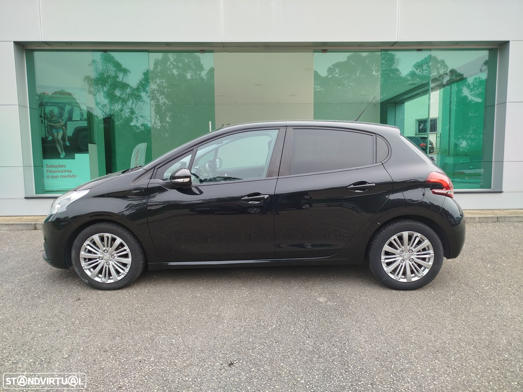 Peugeot 208 1.5 BlueHDi Signature - 8