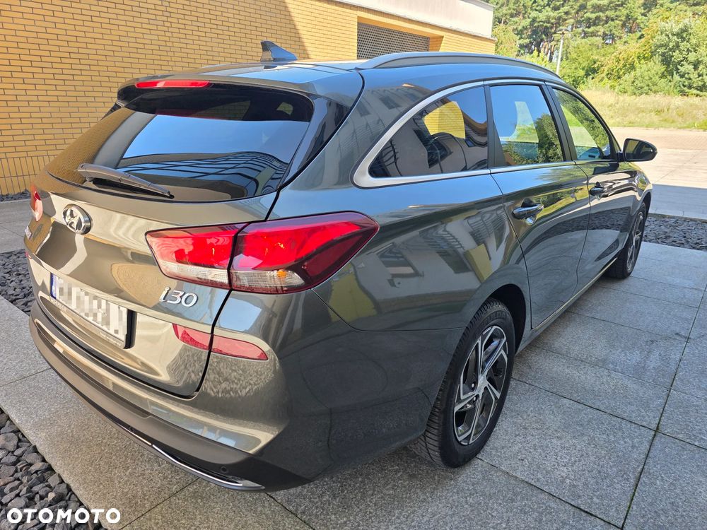 Hyundai i30 1.5 T-GDI 48V Comfort DCT - 6
