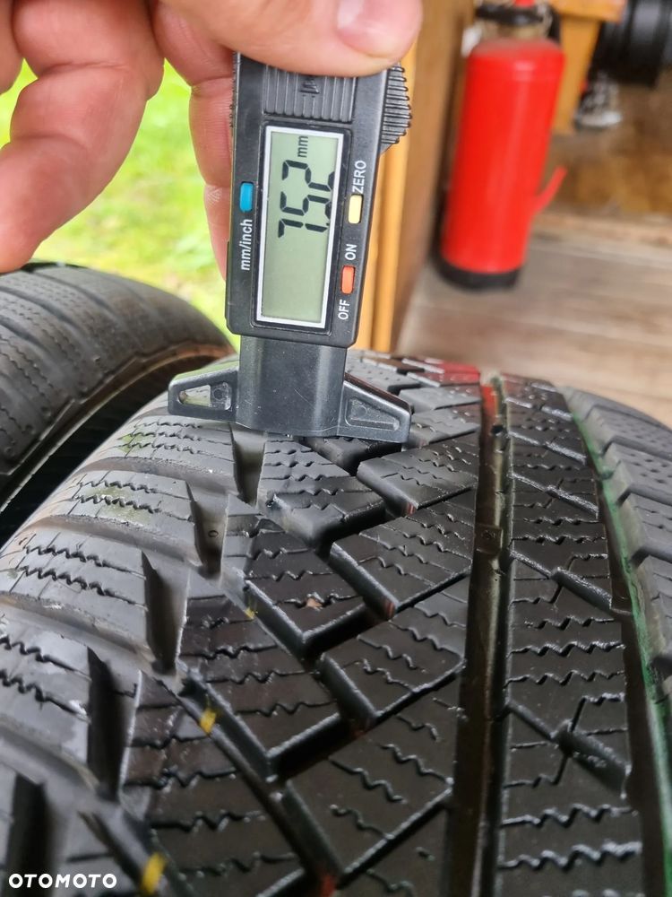 Opony Continental WinterContact TS850P 215/65R16 98H 2016r.4x7,5mm bdb stan - 7