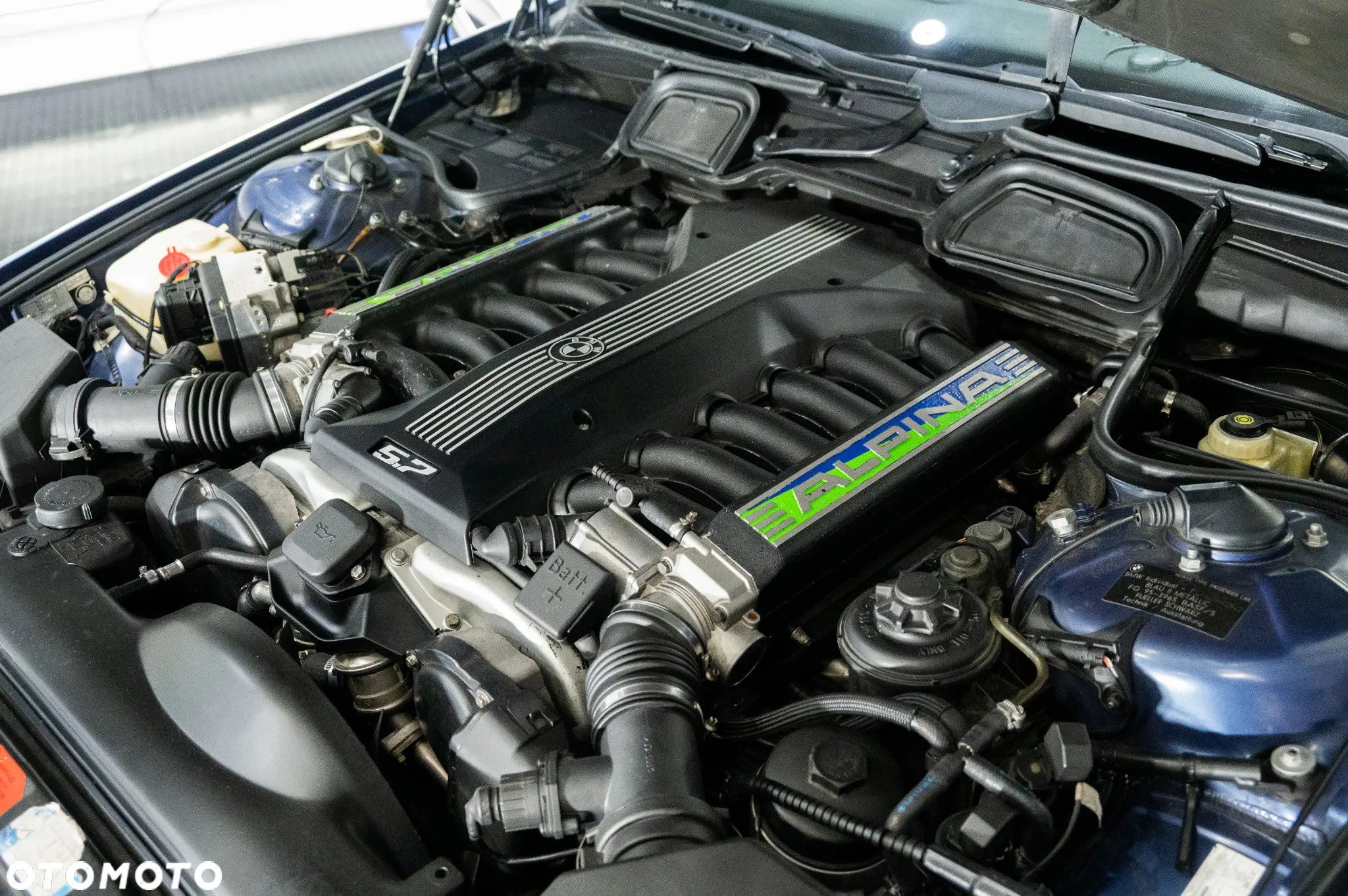 BMW Seria 7 750Li - 27