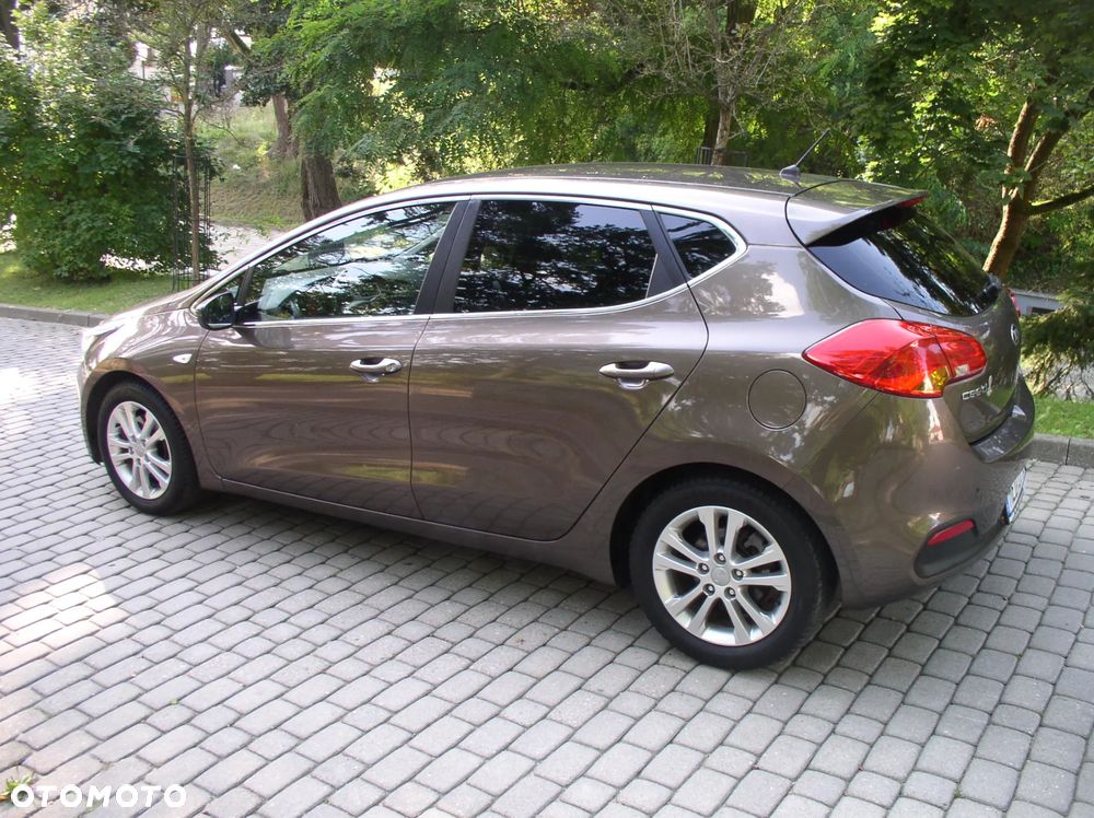 Kia Ceed 1.4 CVVT Attract Plus - 30