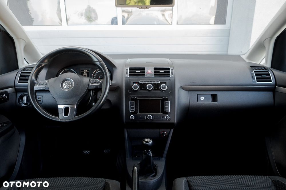 Volkswagen Touran 2.0 TDI Highline - 35