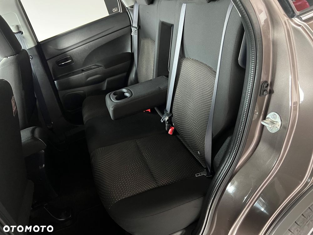Mitsubishi ASX - 22