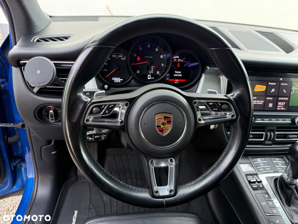 Porsche Macan - 18
