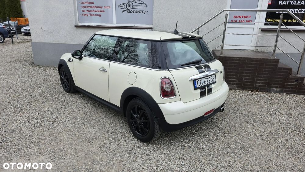 MINI ONE - 4