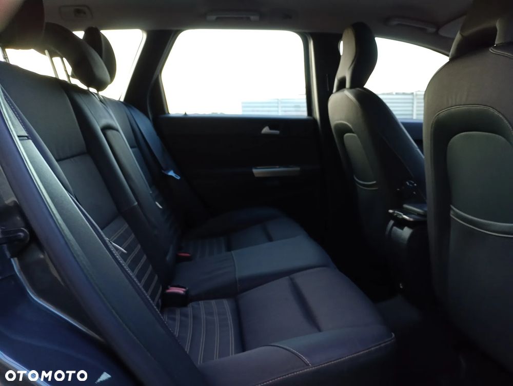 Volvo V50 2.0D R-Design Summum - 19