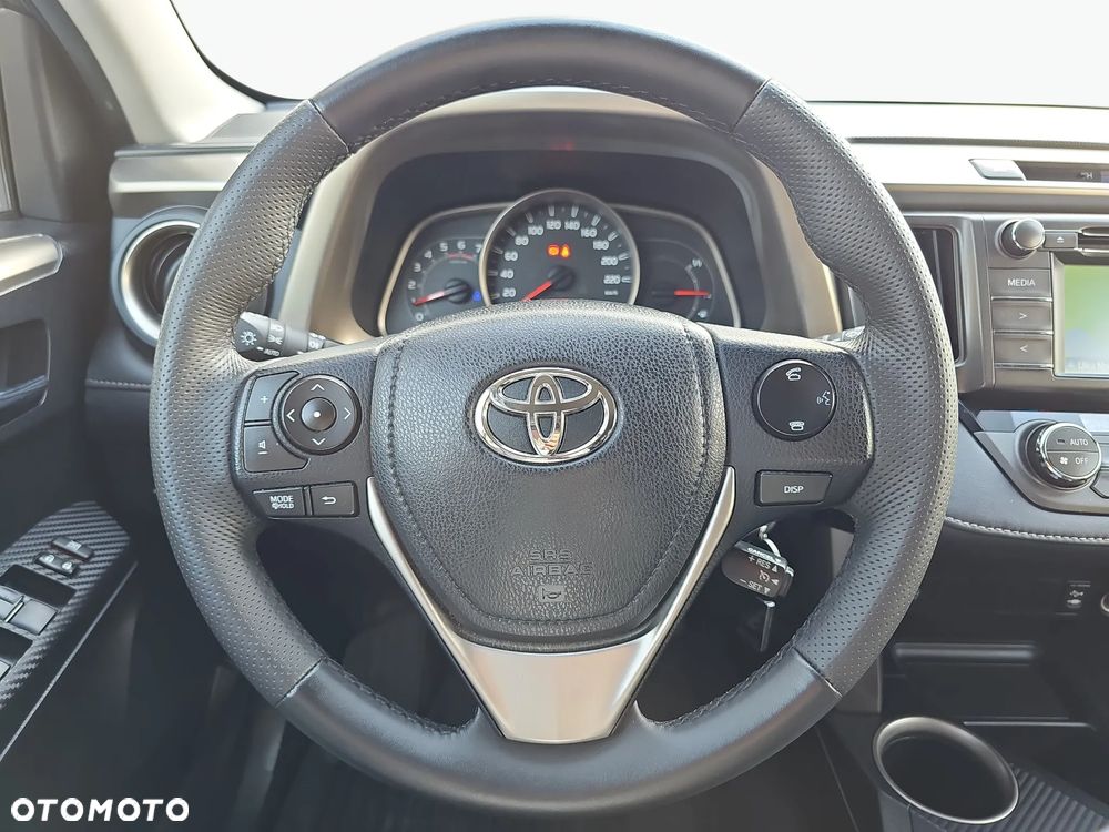 Toyota RAV4 2.0 D-4D Premium - 18