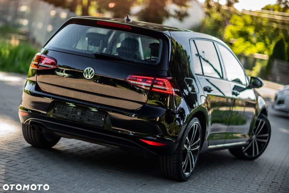 Volkswagen Golf 2.0 TDI BlueMotion Technology Edition - 15