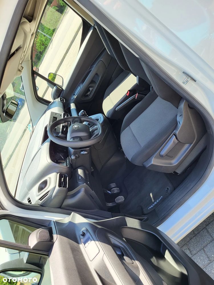Toyota Proace City Verso - 9