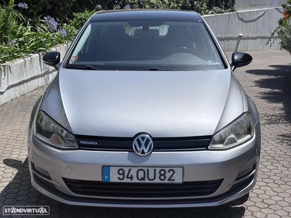 VW Golf 1.0 TSI Trendline - 4