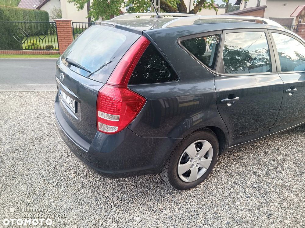 Kia Ceed 1.6 Crdi Comfort + - 3