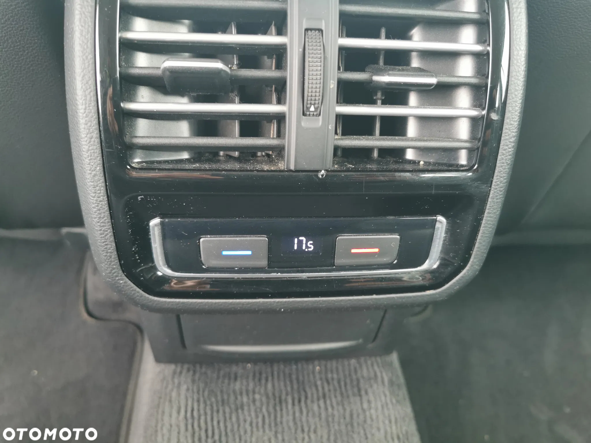 Volkswagen Passat Variant 2.0 TDI SCR 4Motion DSG (BMT) Highline - 15