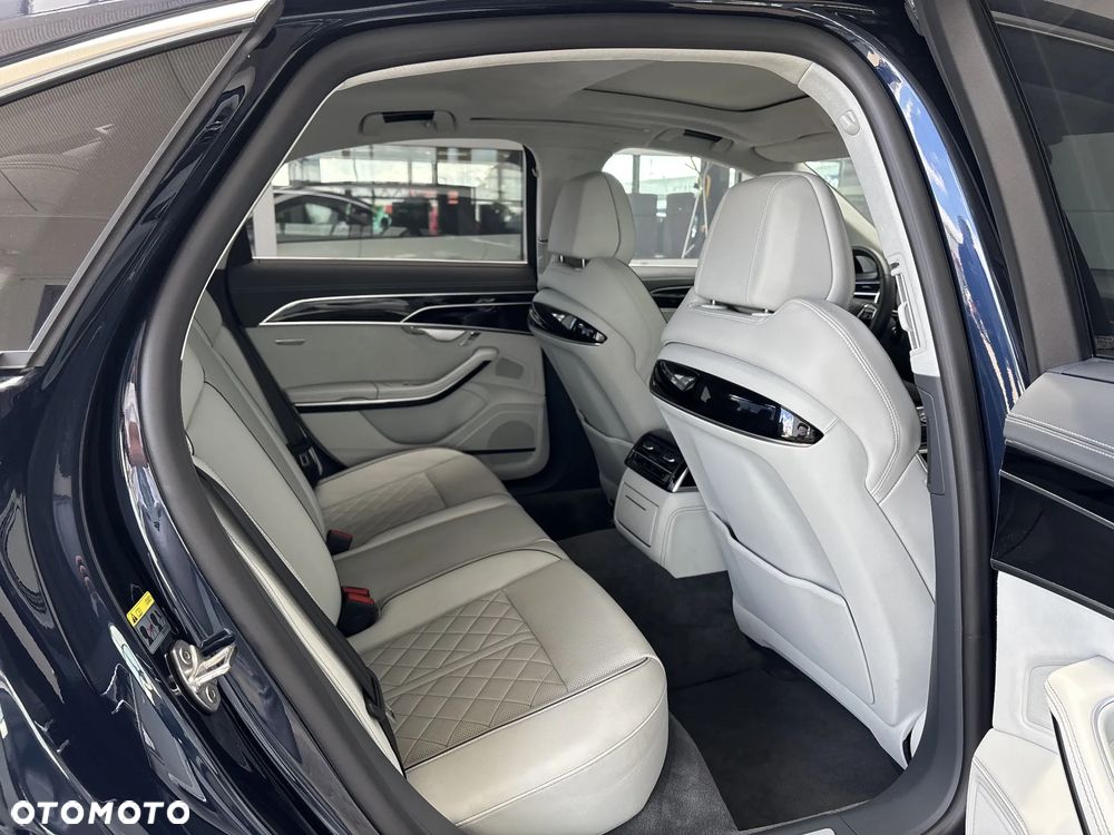Audi A8 60 TFSI mHEV Quattro Tiptr - 12