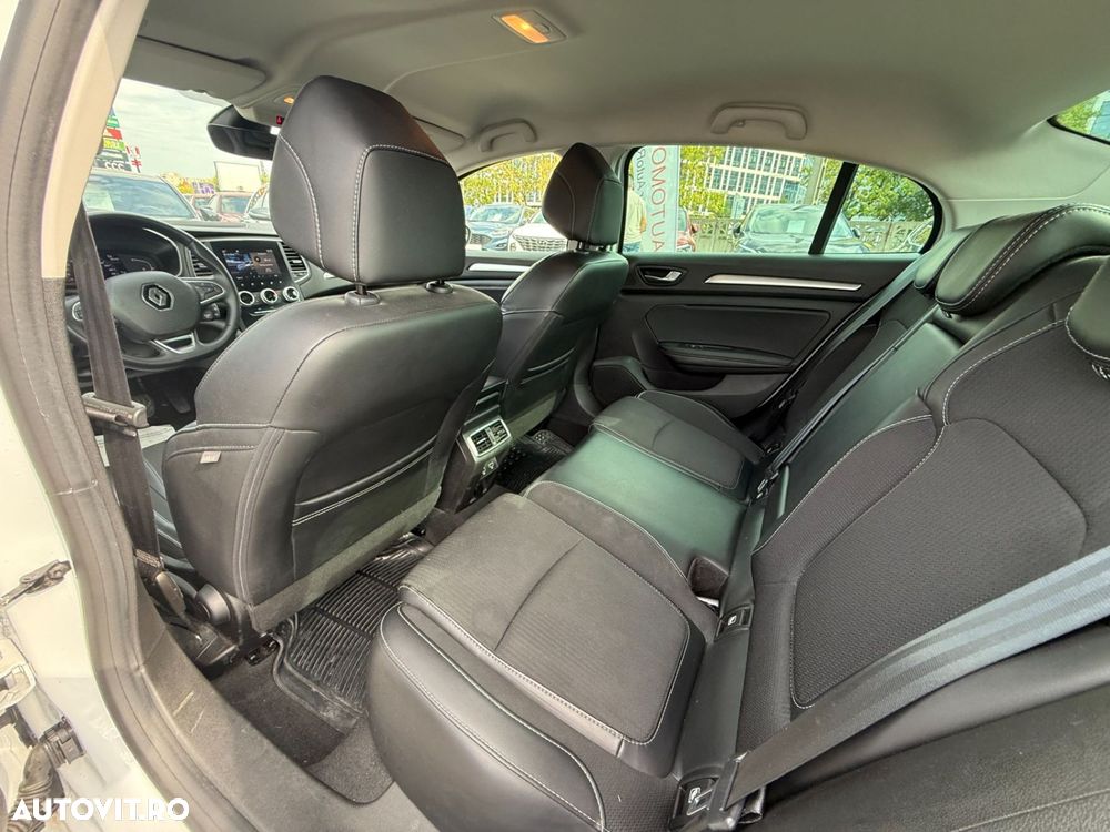 Renault Megane - 9