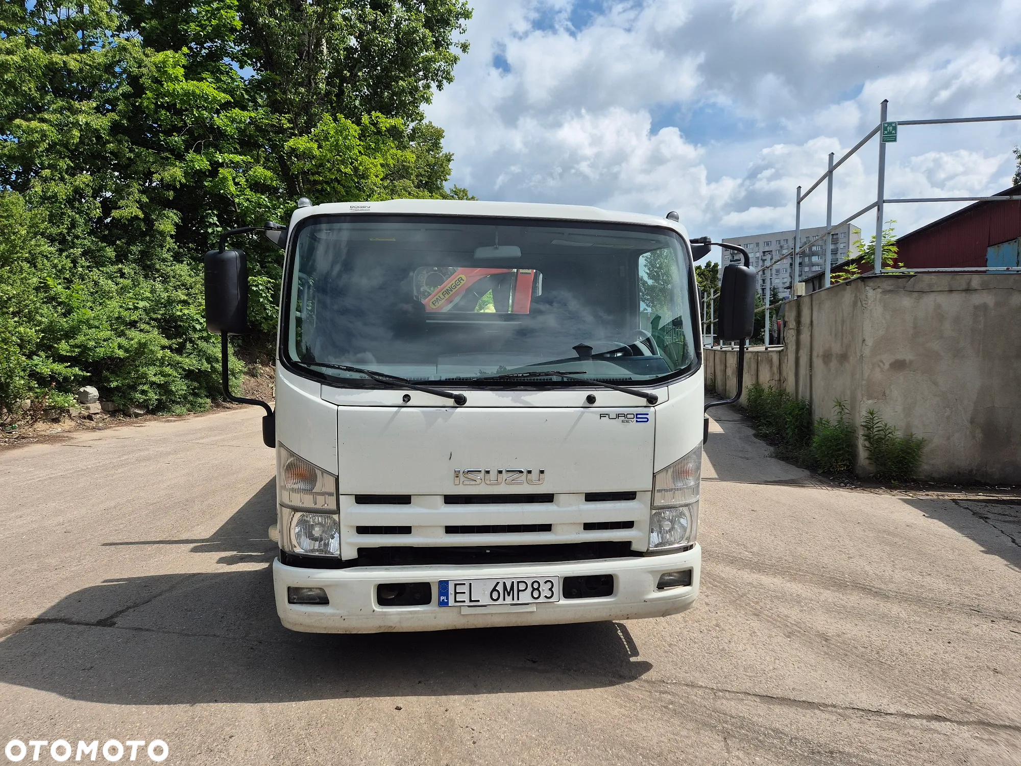 Isuzu N35 - 3