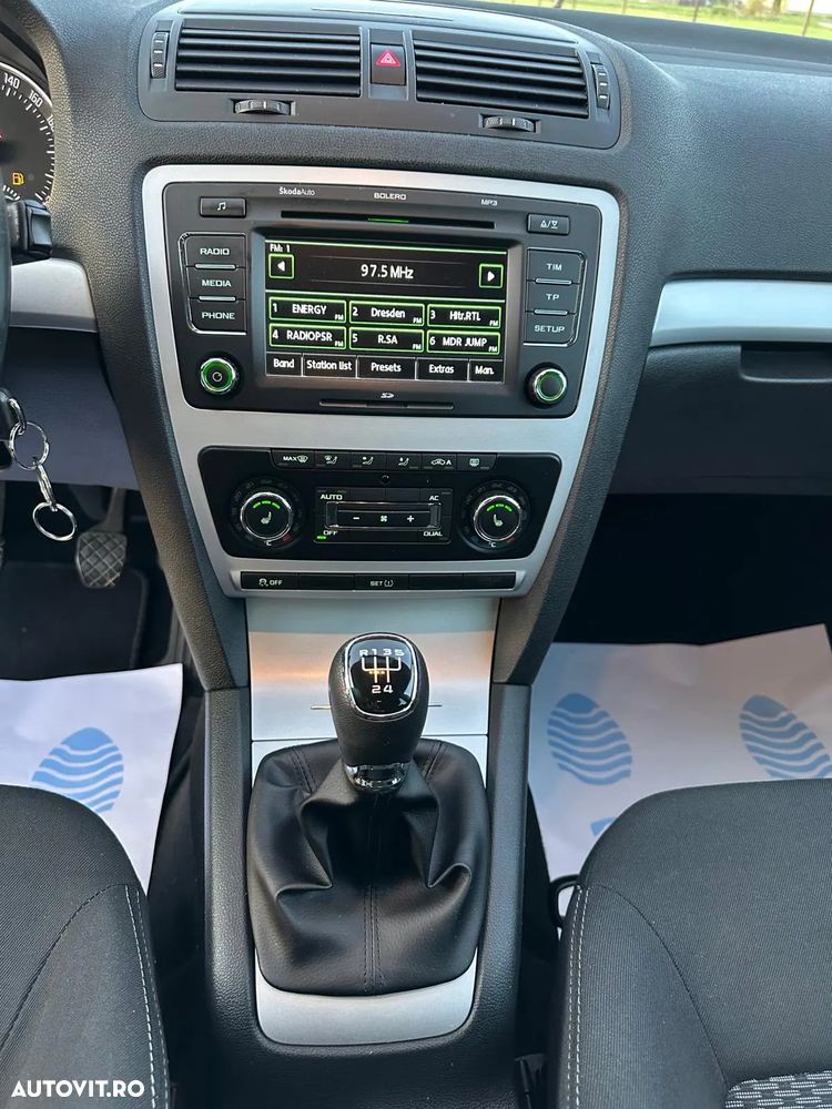 Skoda Octavia 1.6 TDI Ambiente - 10