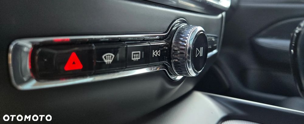 Volvo V60 Cross Country D4 AWD Geartronic Pro - 30