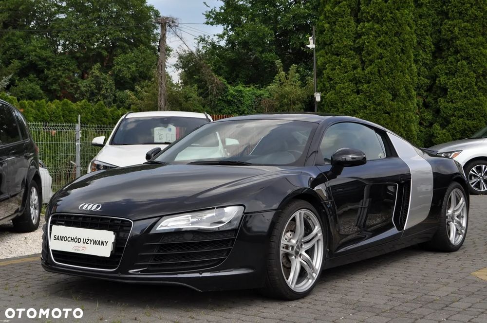 Audi R8 Coupé 4.2 Quattro R tronic - 3