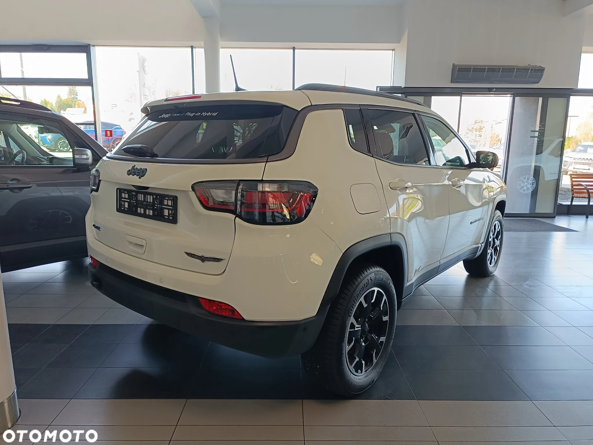 Jeep Compass 1.3 T4 PHEV 4xe Trailhawk S&S - 6