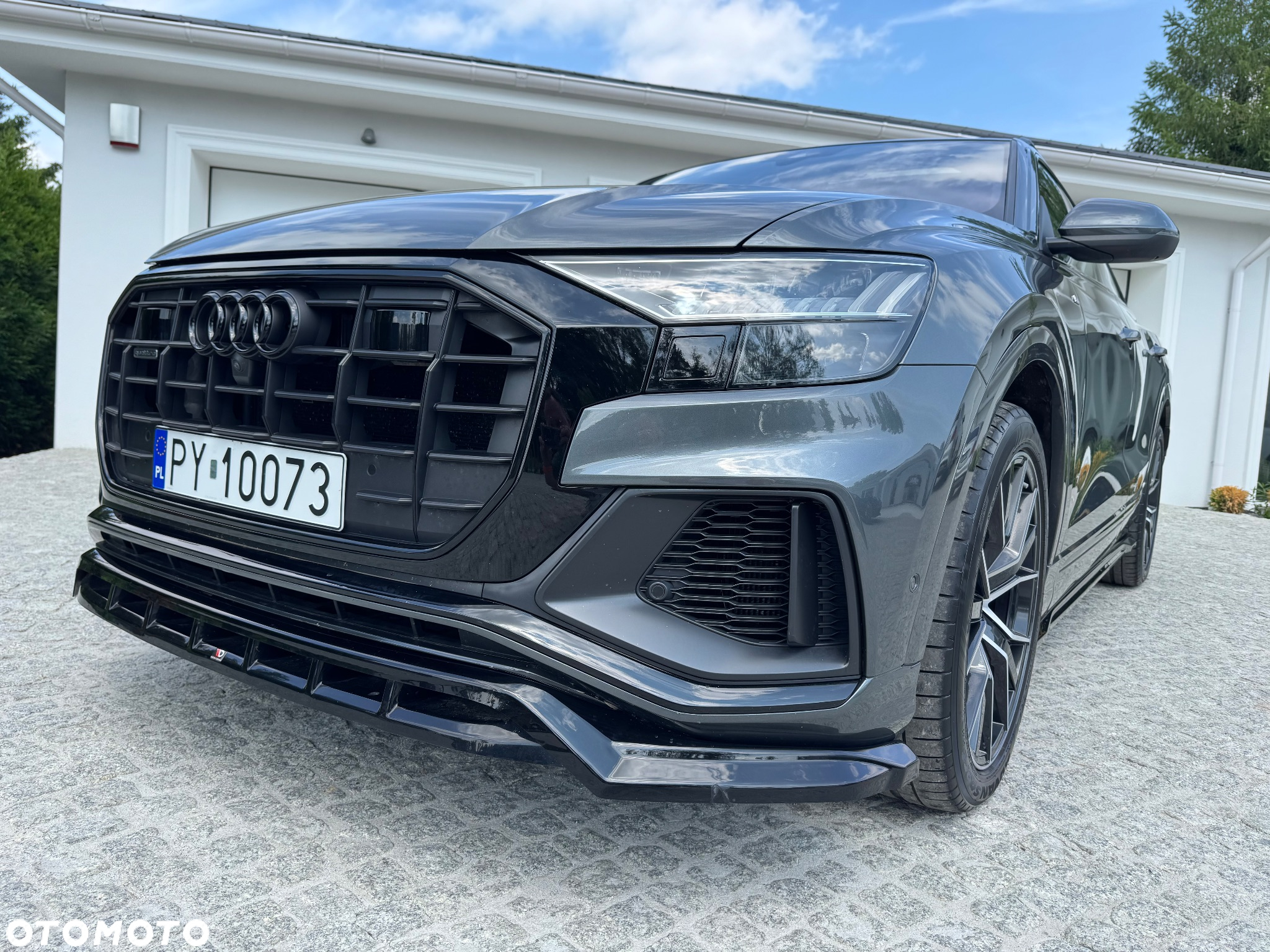 Audi Q8 - 11