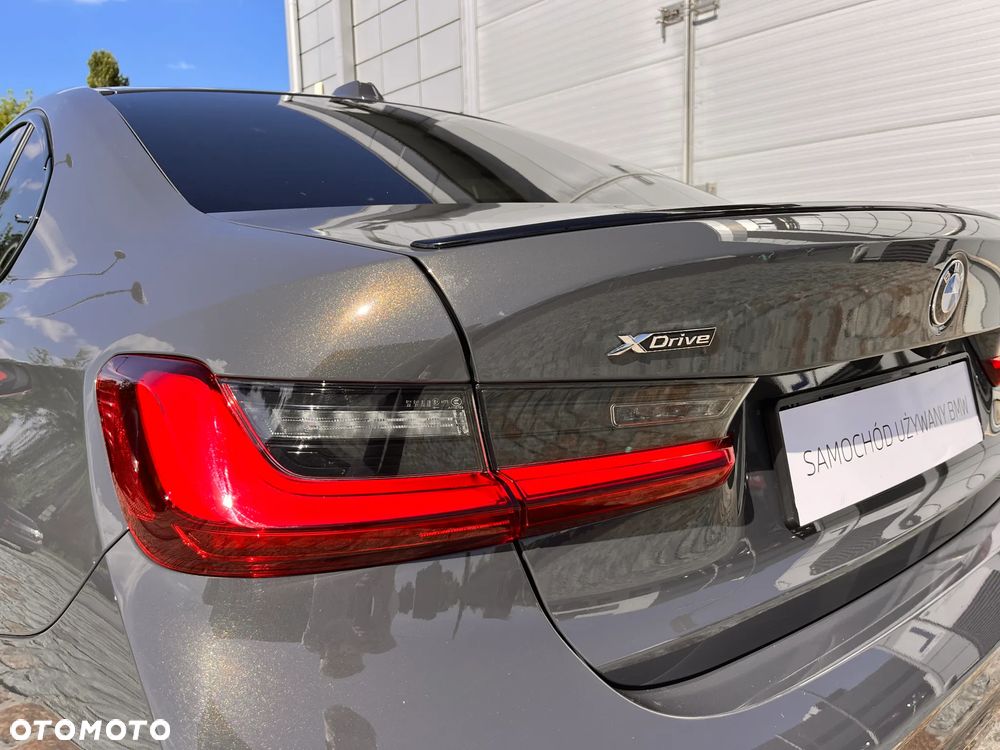 BMW Seria 3 330i xDrive M Sport sport - 12