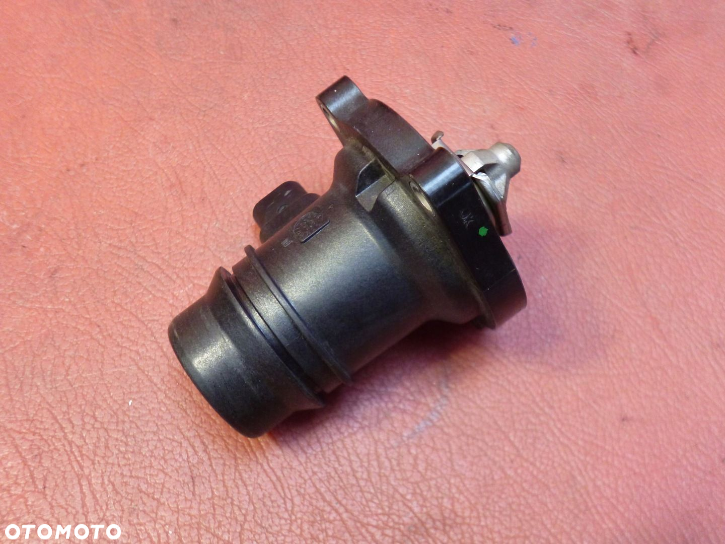 Obudowa termostatu Opel Corsa Astra 1.2 16V 1.4 16V 1.4T 25200455 820015589 - 2