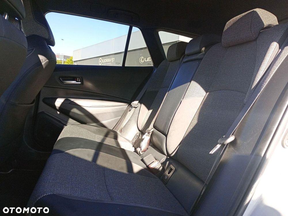 Toyota Corolla - 13