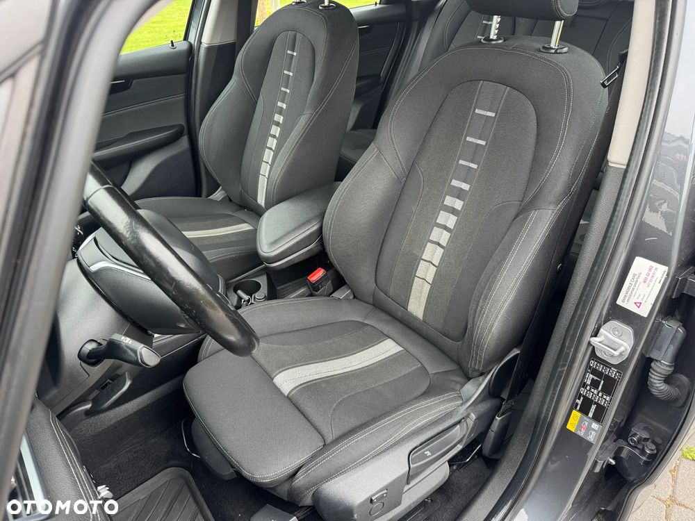 BMW Seria 2 225xe iPerformance Sport Line - 12
