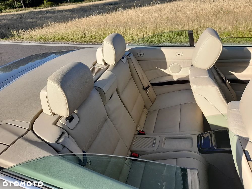 BMW Seria 3 335i Edition Exclusive - 7