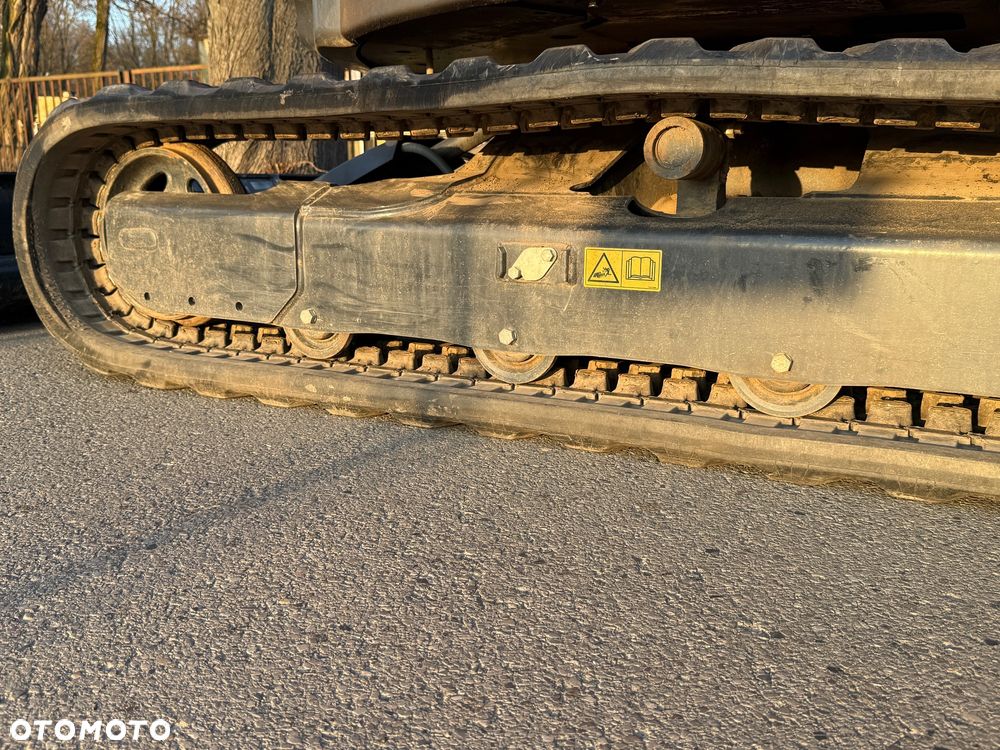 Yanmar Minikoparka Gąsienicowa ViO57 - 32