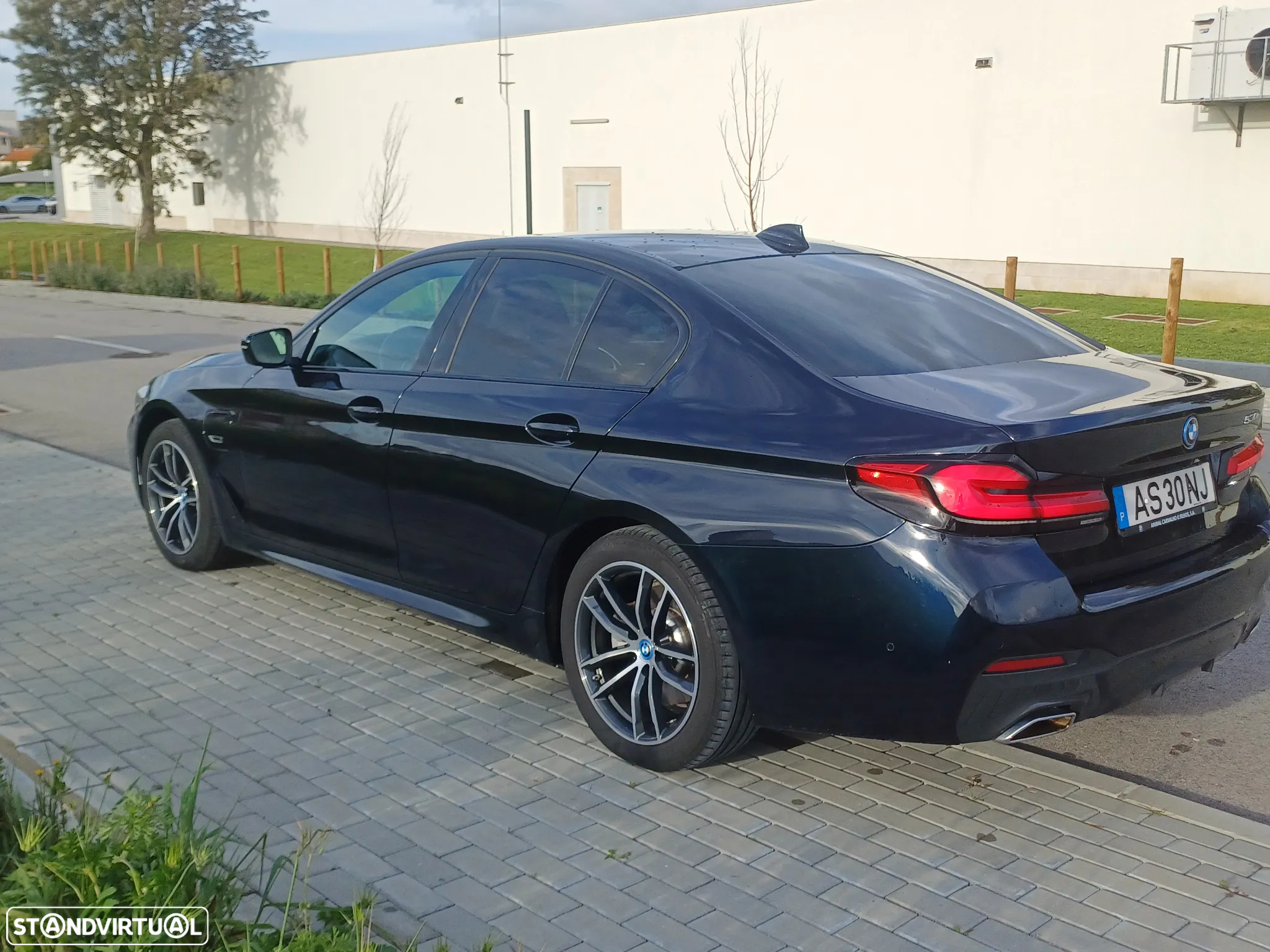 BMW 530 e - 22