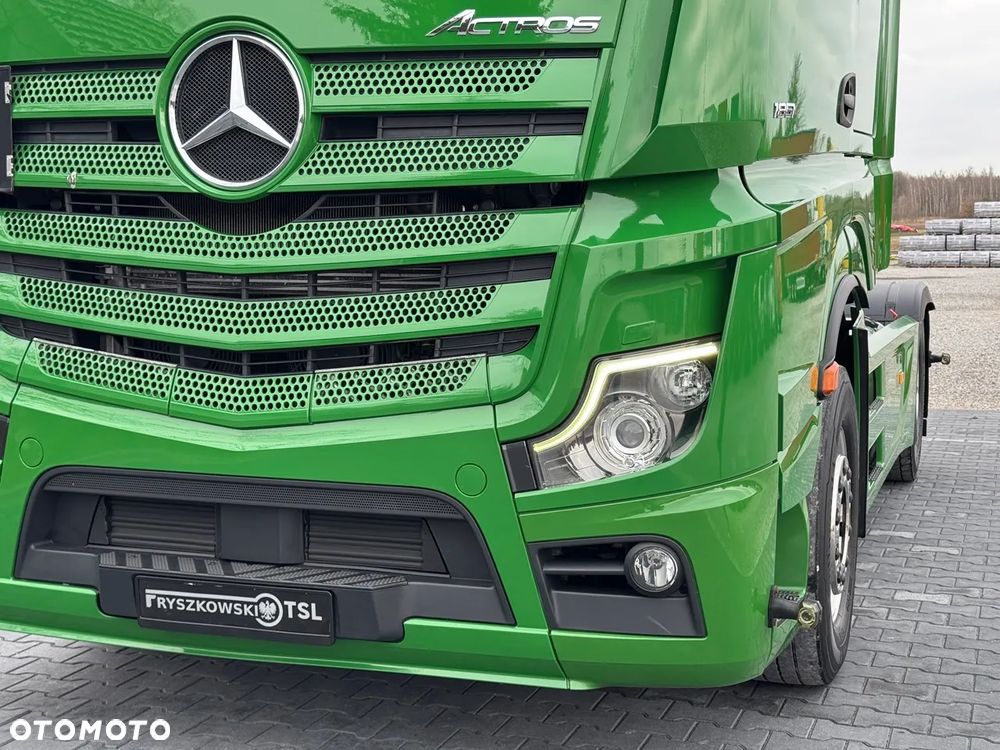 Mercedes-Benz ACTROS 1851 GIGA SPACE / ACC /SALONKA / NAVIGACJA / DWA ŁÓŻKA - 13