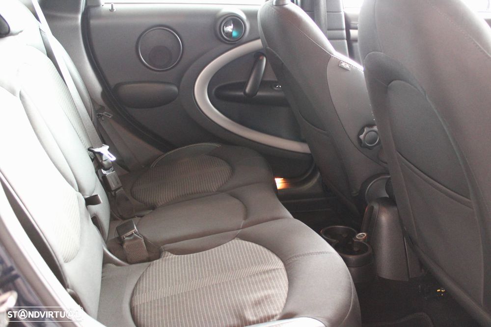 MINI Countryman Cooper D Auto - 12